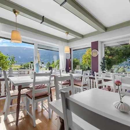 Magdalena Guest house 3*