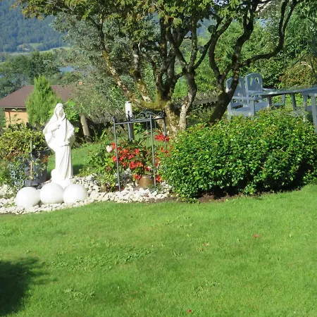 Magdalena Guest house Altossiach