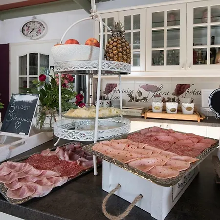 Magdalena Guest house